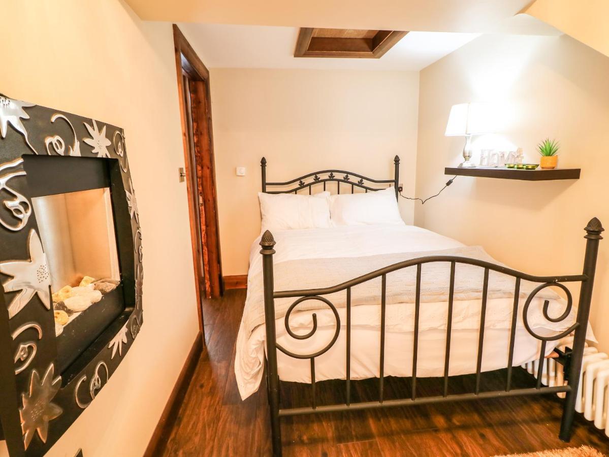 The Upper Room Ballymena Luaran gambar